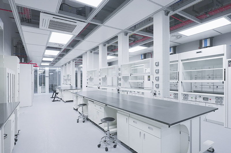 辽阳实验室革新：安全与科技的现代融合